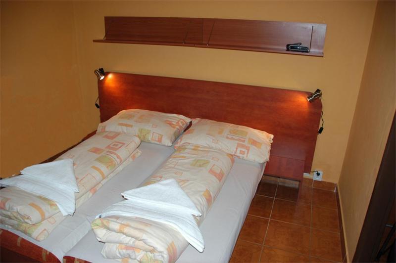 Garni Hotel Sonata Trenčianske Teplice Quarto foto